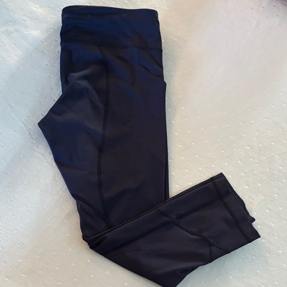 Lululemon Navy Blue Cropped Leggings